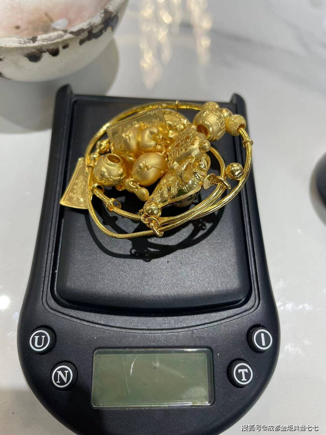 怒江最新24小时上门回收金价方法分析(最方便真实的怒江24小时上门回收黄金方法)